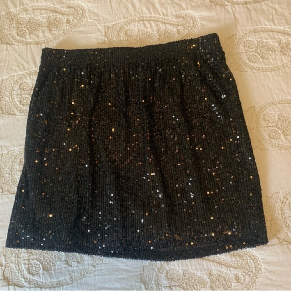 love on a hanger Black Sequin Mini Skirt Ladies Sz Large Sparkly
